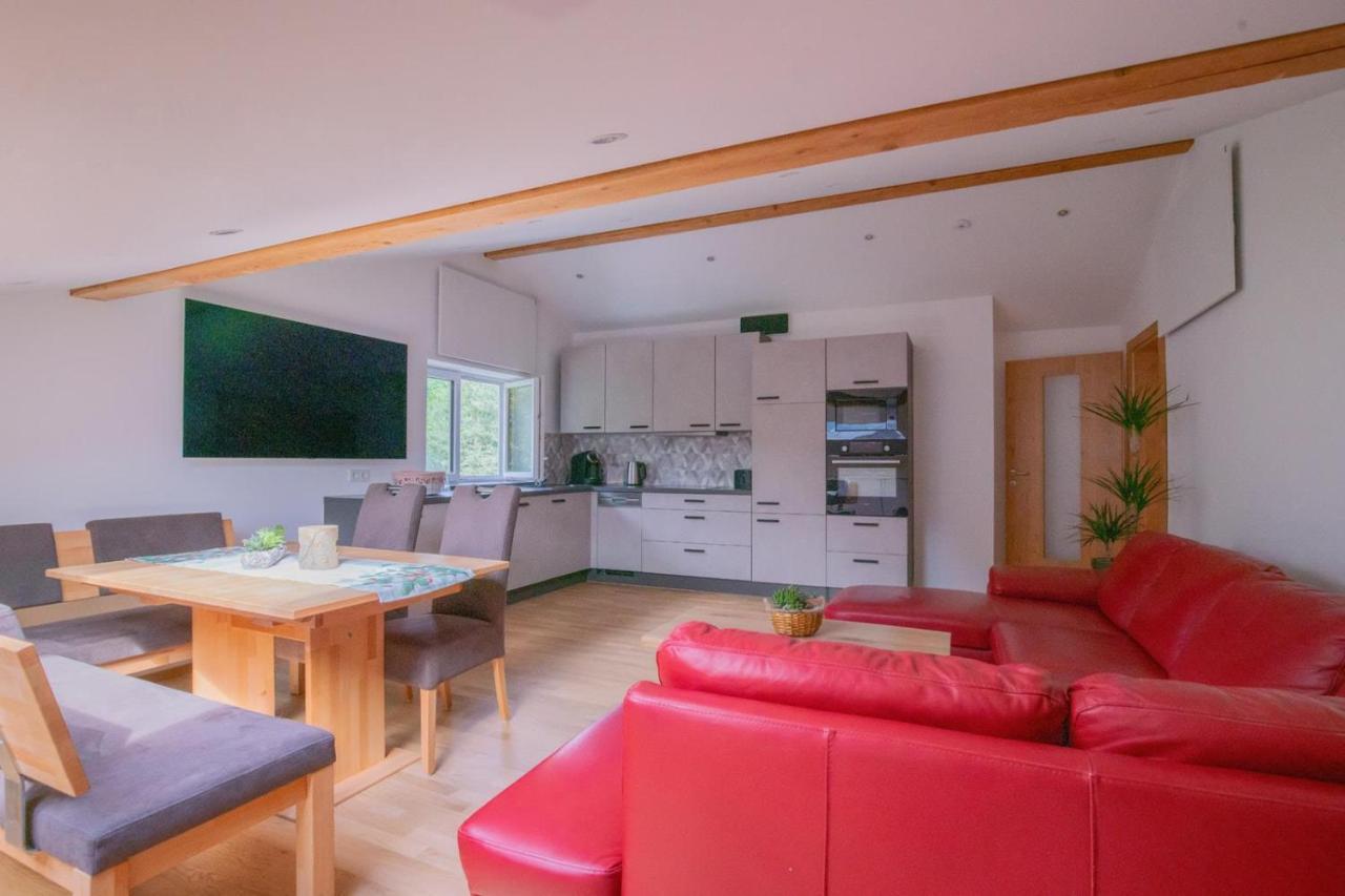 "Haus Am Illufer" Ihr Smart-Alpin-Home In 블루덴츠 외부 사진